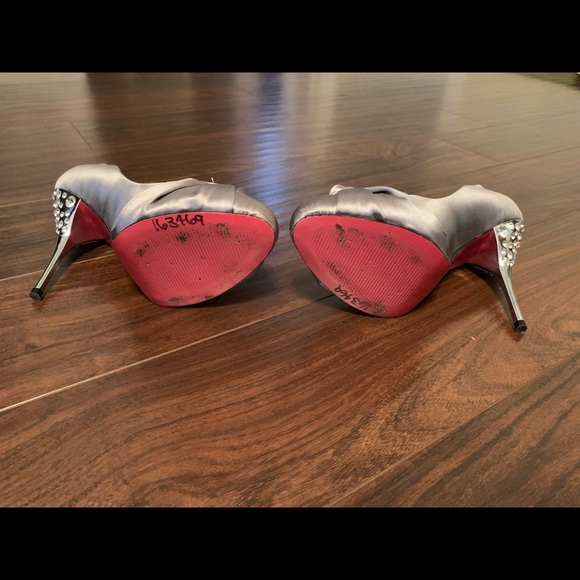 🎉HP🎉 Paris Hilton Satin Jeweled Heels - Picture 6 of 6